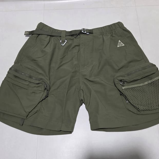 나이키 ACG 스노우그래스 카고 쇼츠 올리브