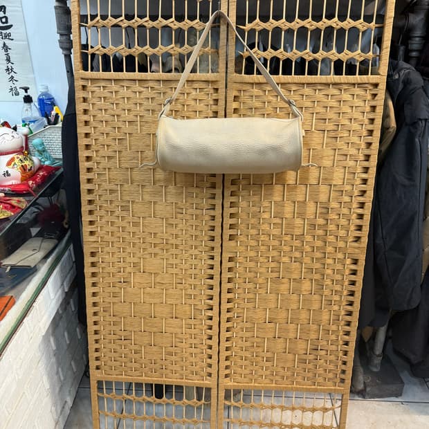 정품 에르메스 원통 숄더백 팝니다