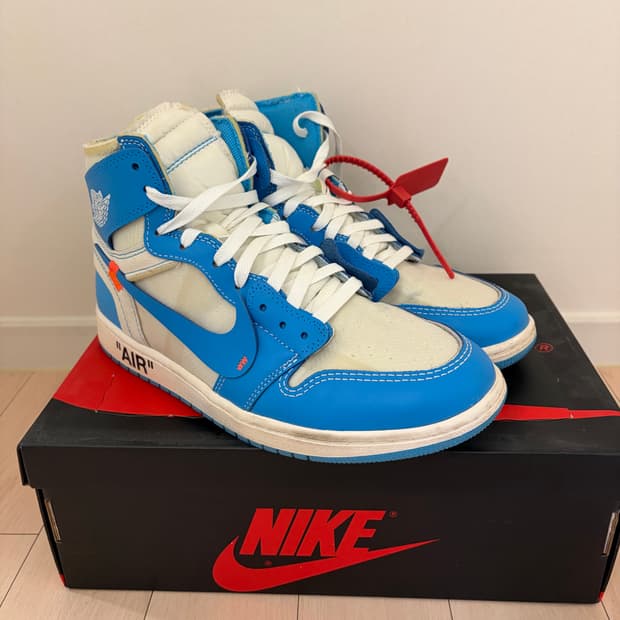 조던 1 x 오프화이트 레트로 하이 유니버시티 레드