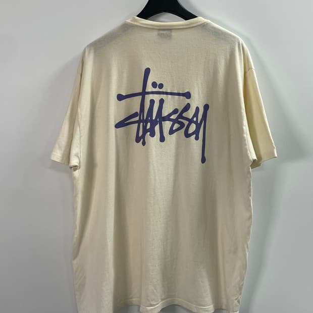 스투시 빅로고 라운드 반팔티 (on.575)