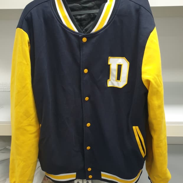 두산베어스 야구점퍼 110사이즈 팝니다