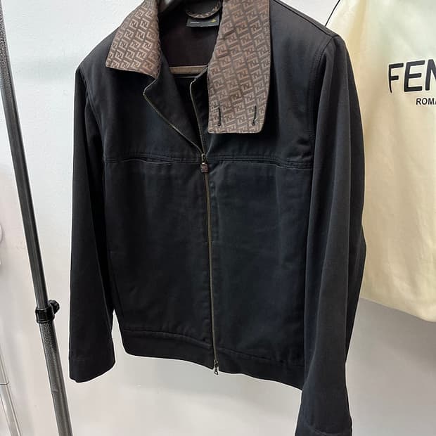 110) 펜디 FF카라 워크자켓 