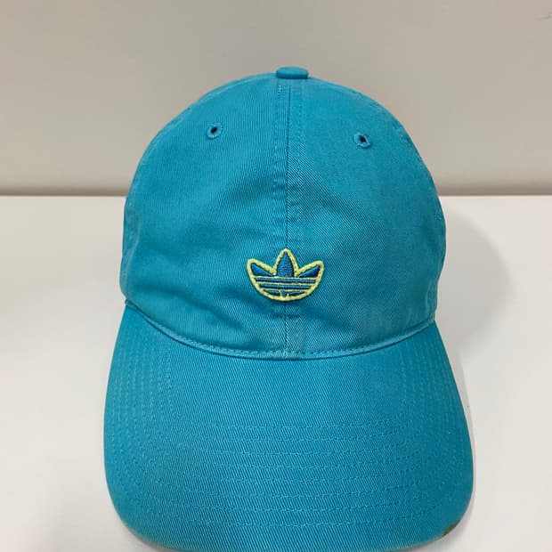 아디다스 파스텔블루 볼캡