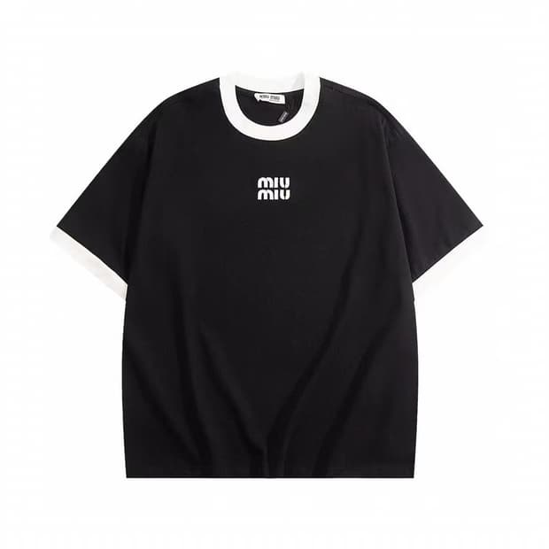미우미우 반팔 티셔츠 100(S) 블랙
