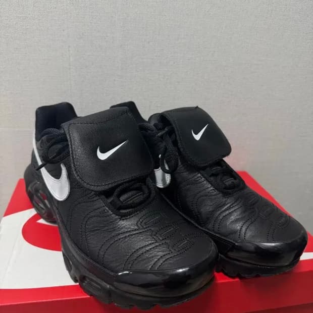 나이키 에어맥스 플러스 TNPO 블랙