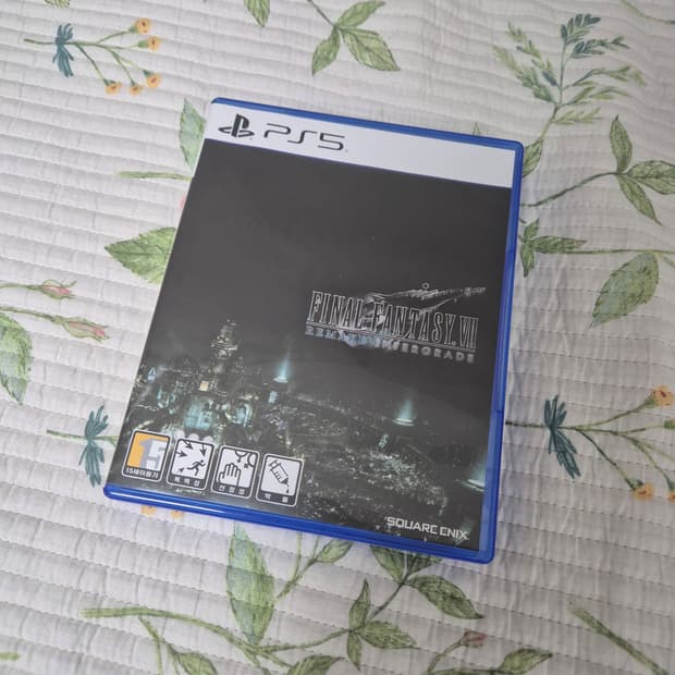 PS5 파이널 판타지 7 리메이크 인터그레이드 한글판 파판7 중고