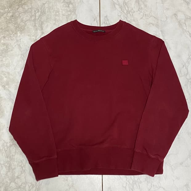 아크네 스튜디오 맨투맨 버건디 100 사이즈