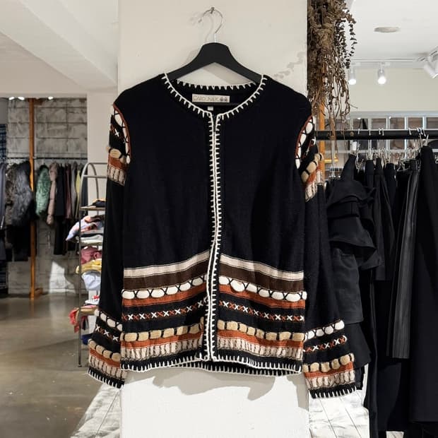 빈티지 캐롤리나 케이 블랙 배색 니트 집업 가디건