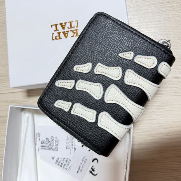 캐피탈 본 지갑 미니 판매합니다