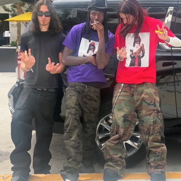 XL) Supreme Playboi Carti T-Shirt
