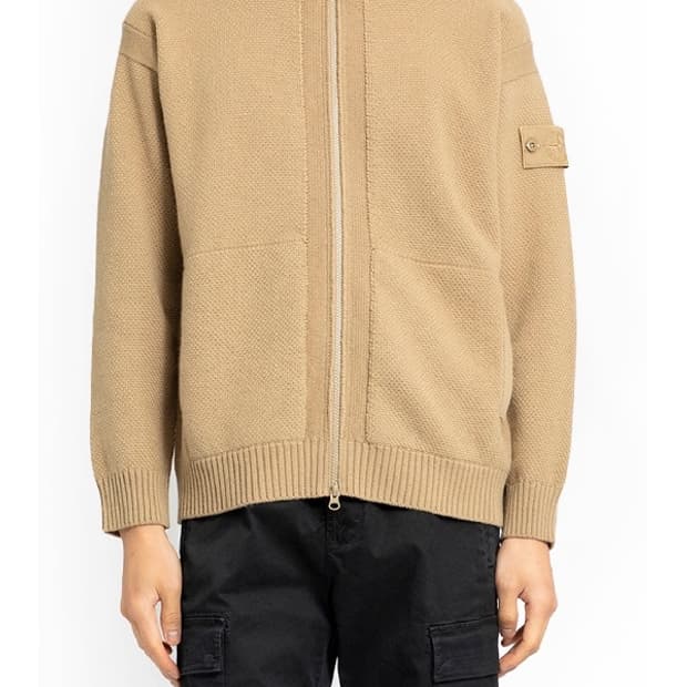 스톤아일랜드 고스트피스 와펜 2개 개당 7만원에 팝니다