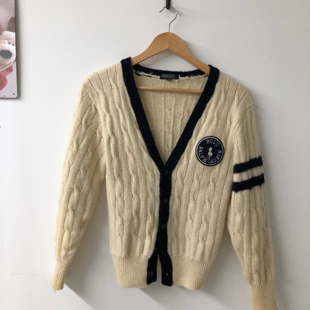 폴로 배색 니트 가디건