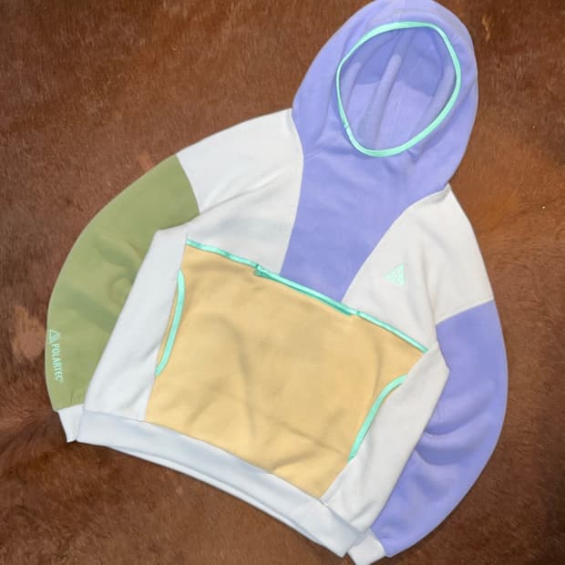 Nike ACG 파스텔 플리스 후드티