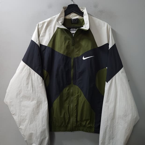 나이키 리이슈 우븐 집업 자켓