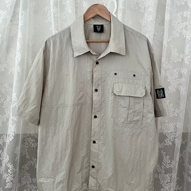 L) 라이프워크 나일론 포켓 셔츠 스톤