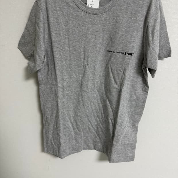 꼼데가르송 반팔티 새상품