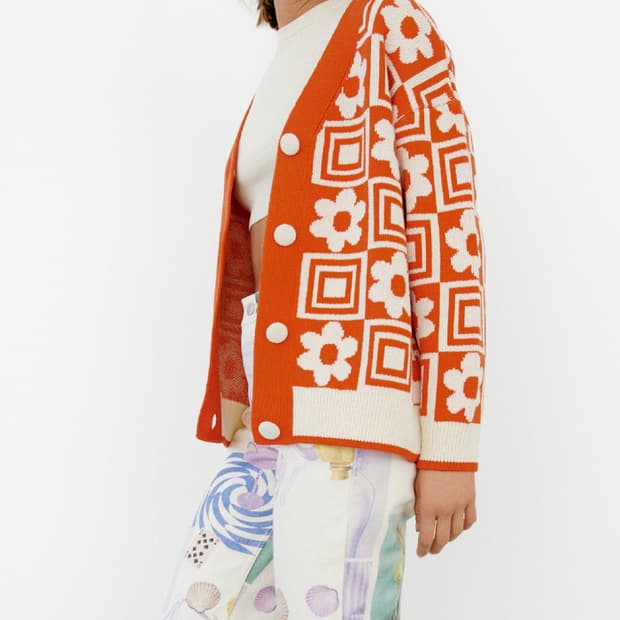 자라 플라워 패턴 오렌지 니트 가디건 S사이즈 55~77