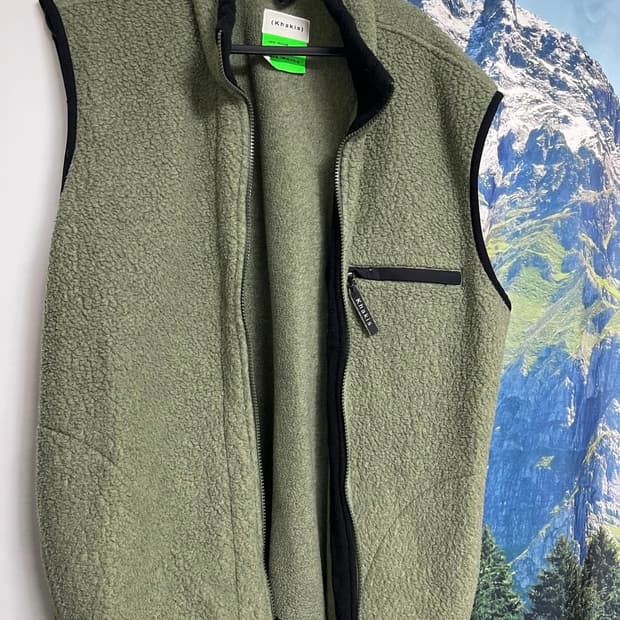 L) 카키스 쉐르파 집업 베스트