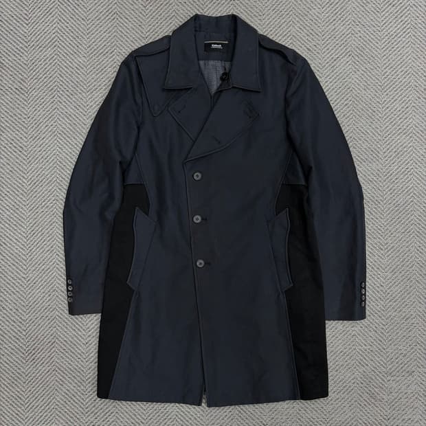 킨록 바이 킨록앤더슨 배색 디테일 코트 v1132