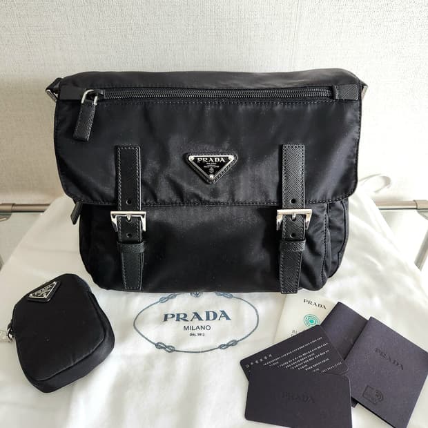 [새상품]급매 프라다 리나일론 숄더백 크로스백 1BD953