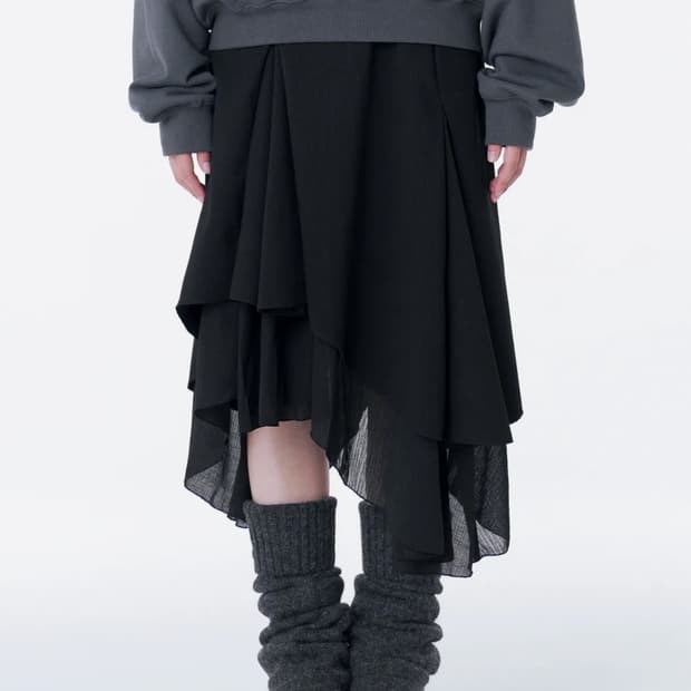 Unbalanced layered skirt BLACK