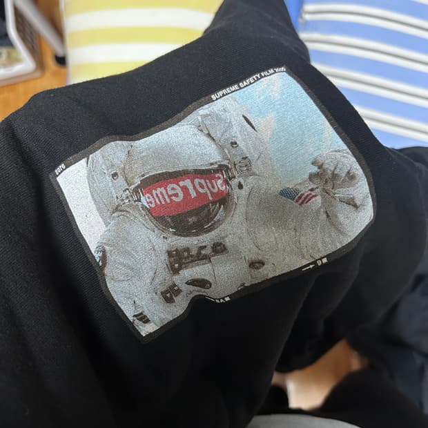 슈프림우주인 후드티 (실착 5회미만)