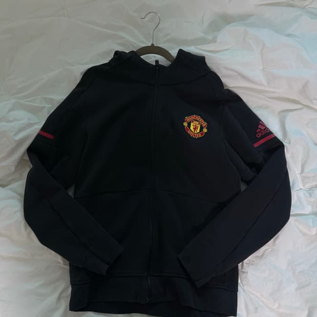 아디다스 맨체스터 유나이티드 후드집업 M