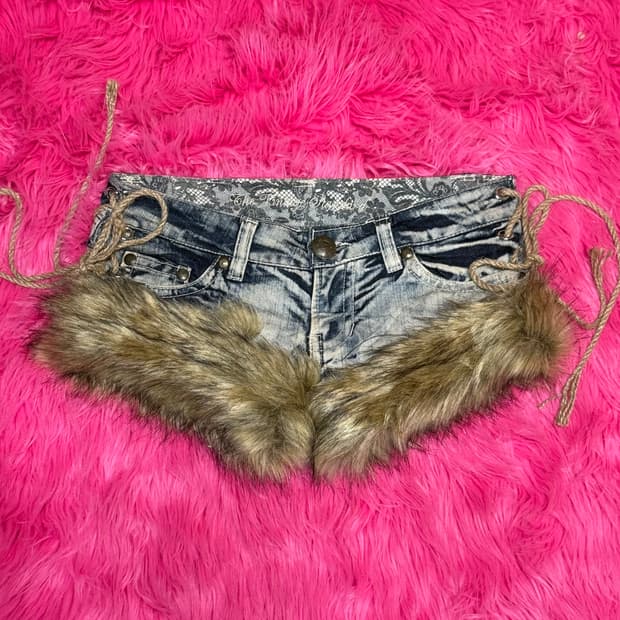 갸루맛 빈티지 퍼 숏츠