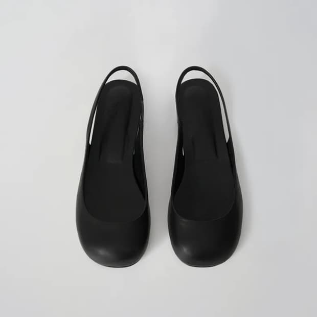 Moia 모이아 pebble sling-back (black)