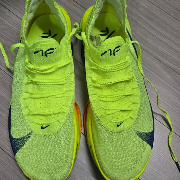 나이키 알파플라이3 우먼스260 팝니다.(남자255와 동일)