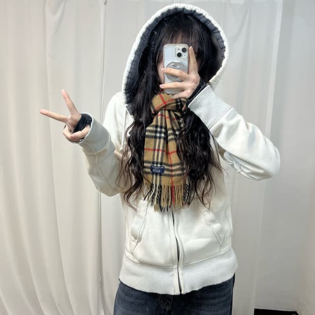 Burberry Nova Check Cashmere Muffler