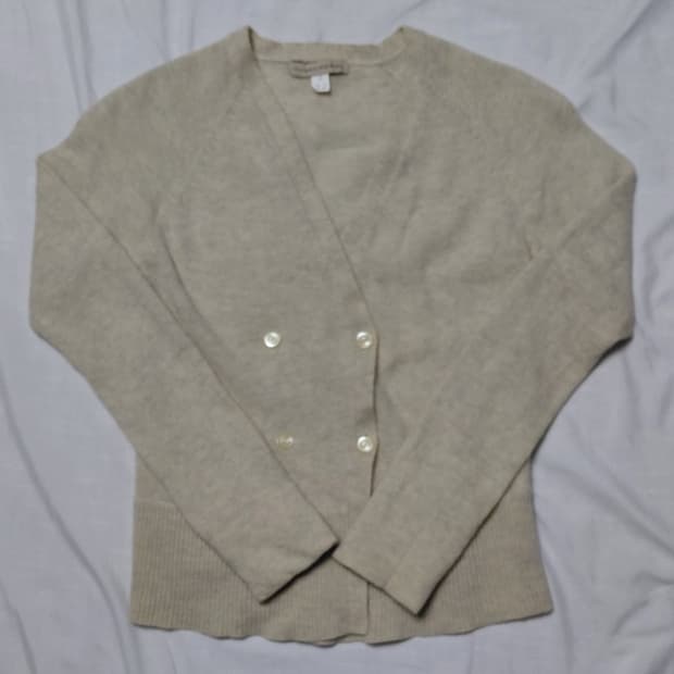 [HUMAN WOMAN] 정품 울 100% 더블 버튼 가디건 (사이즈 M