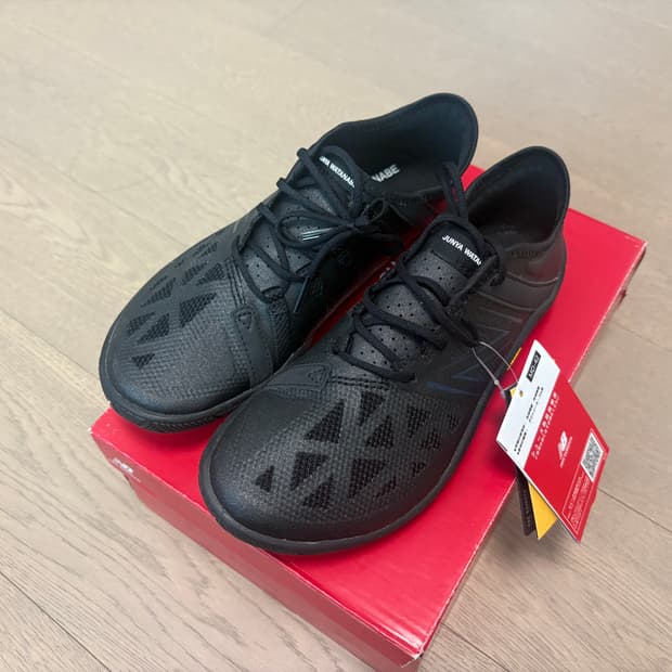 뉴발란스 준야와타나베 UX200