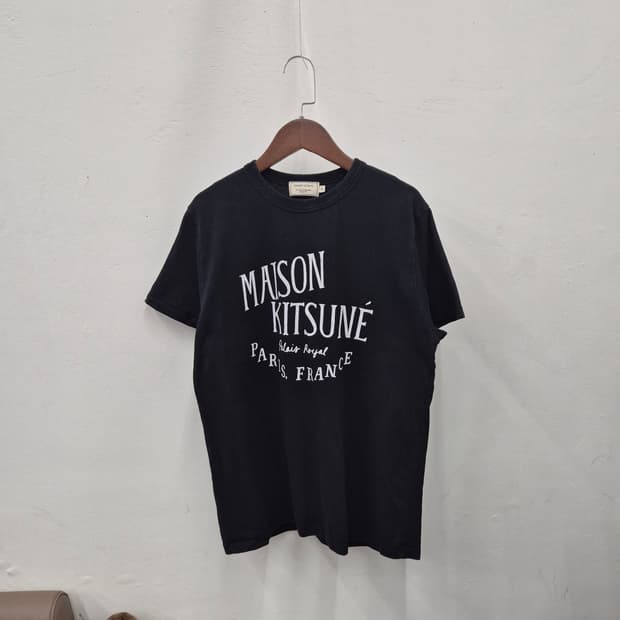 메종 키츠네 팔레 로얄 로고 반팔티 XS
