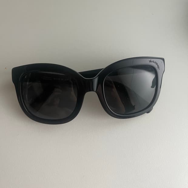 앵글로매니아 비비안웨스트우드 선글라스