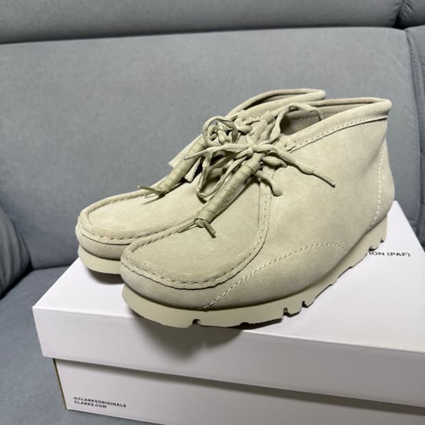 클락스 x PAF 베이지 290