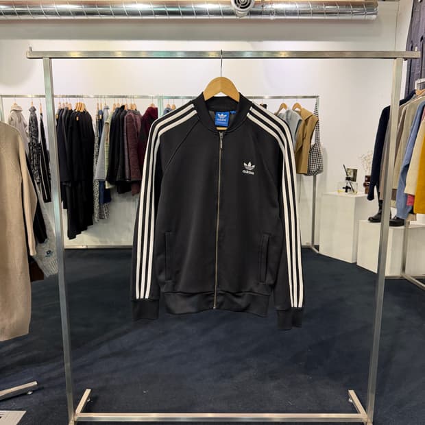 [105] 아디다스 올드스쿨 슈퍼스타 트랙탑 져지