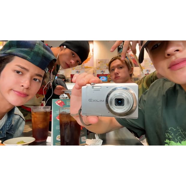 카시오 EXILM ex-zs5 ex-z27 디지털카메라 빈티지디카 코르티