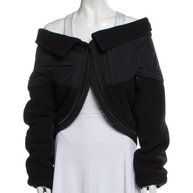 오프숄더 후리스 자켓 (정가 150)