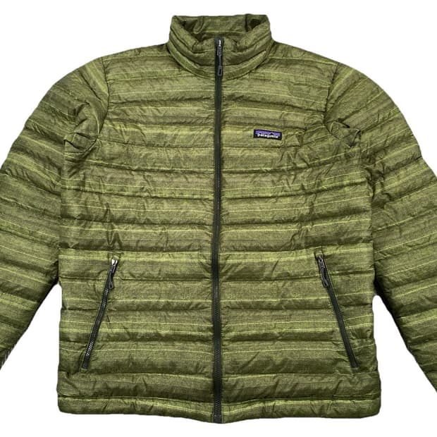 파타고니아 경량패딩 스트라이프 그린