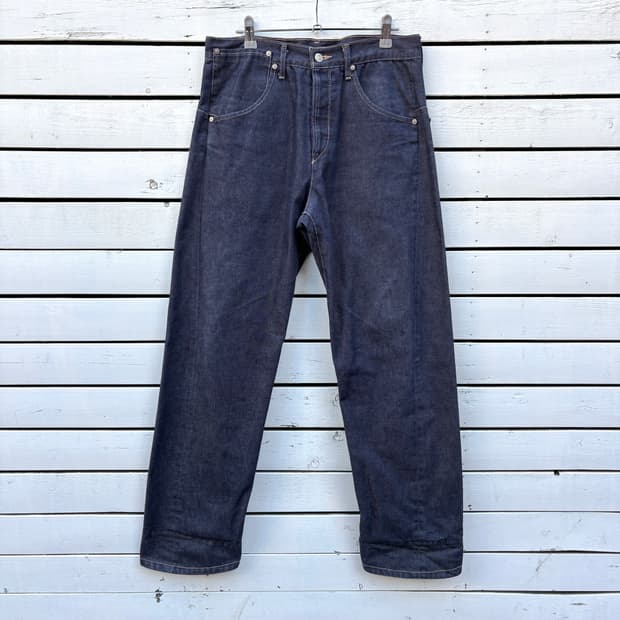 Levi’s 리바이스 엔지니어드진 데님 팬츠