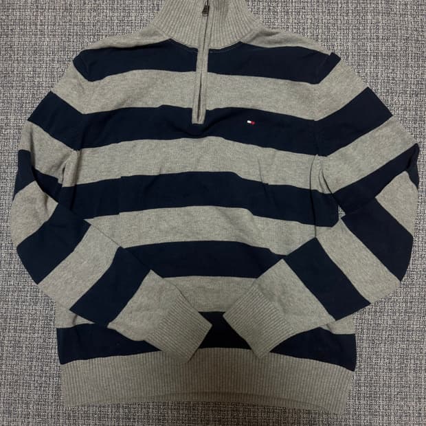 타미 스트라이프 반집업