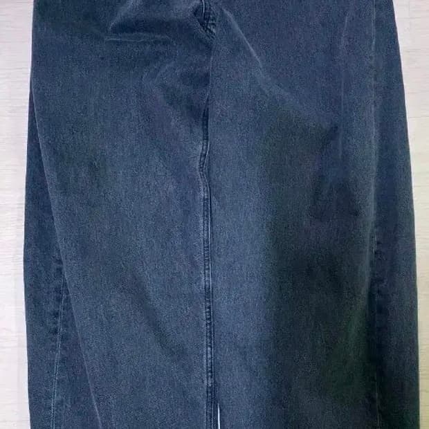 해칭룸 커브 진 워시드 블랙 4(L)