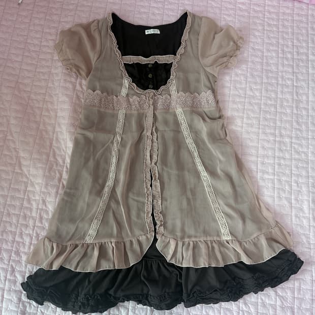 axes femme 프릴 원피스 라떼갸루 로걀 리즈리사