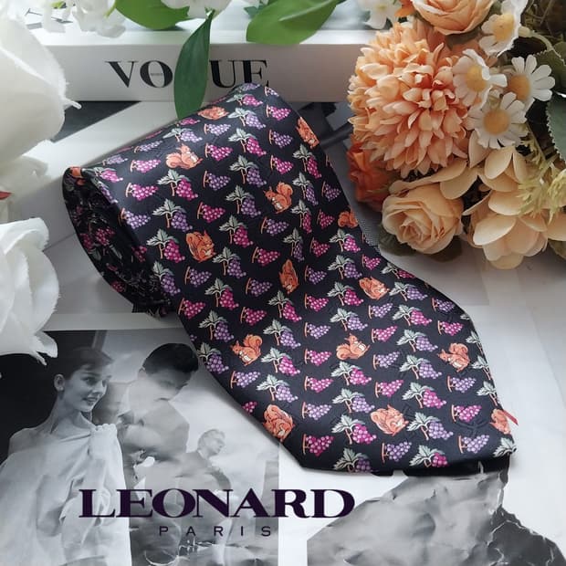 레오나드 실크 포도 다람쥐 모티브 넥타이 9.5cm A+등급 K2092