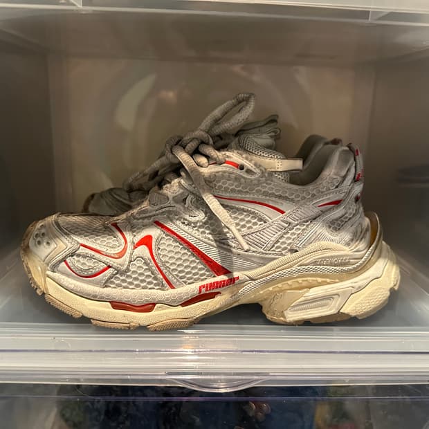 발렌시아가 러너 36