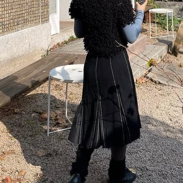 막스마라 위켄드 플리츠 미디스커트