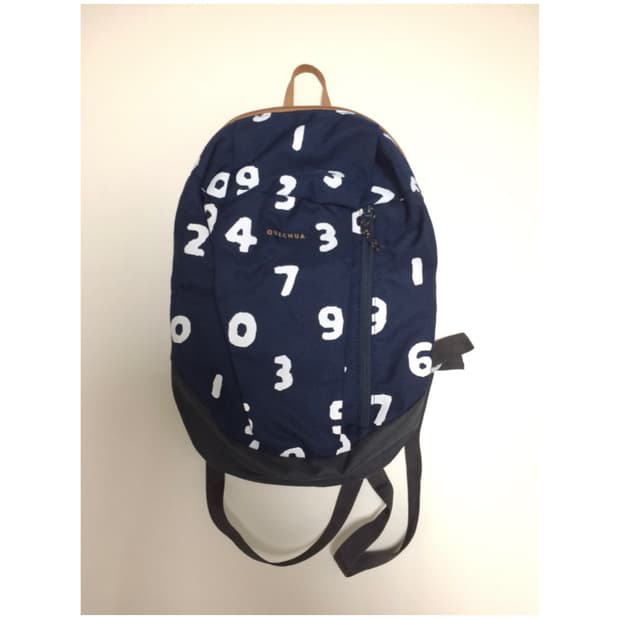 sou sou 소우소우 x 데카트론 콜라보 네이비 경량 백팩