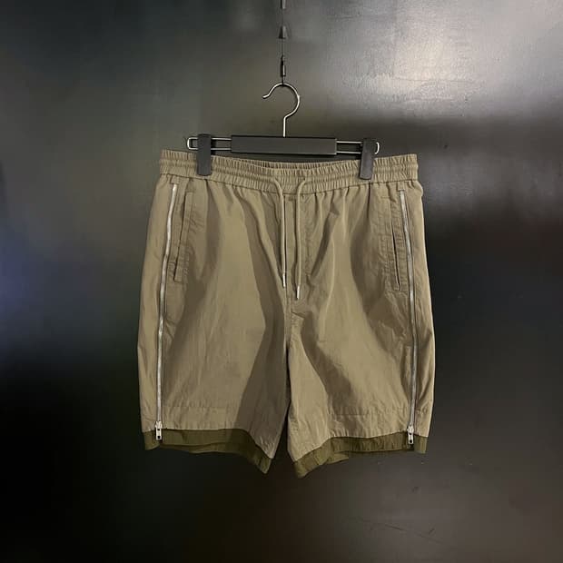 준지 사이드 지퍼 반바지