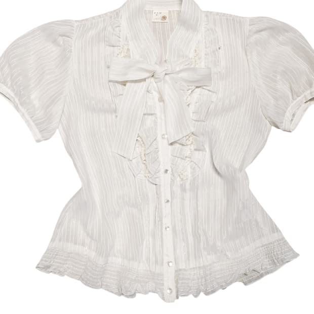 빈티지 프릴레이스 리본블라우스 핀터깔달천대장히메로맨틱갸루캐캐체y2k로리타